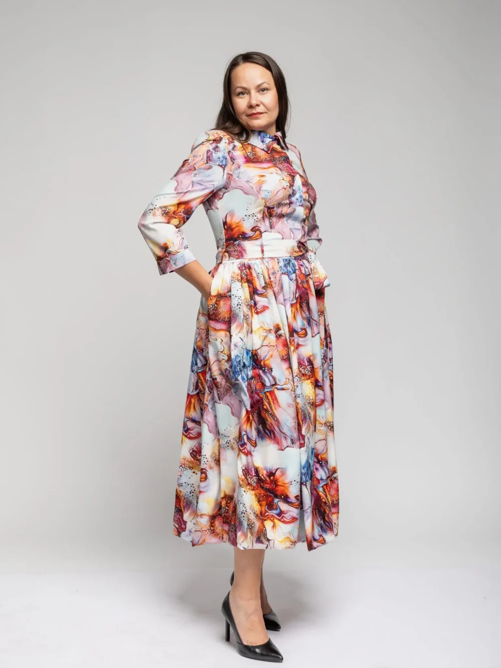 ŠILKINĖ SUKNELĖ „KORALAI“