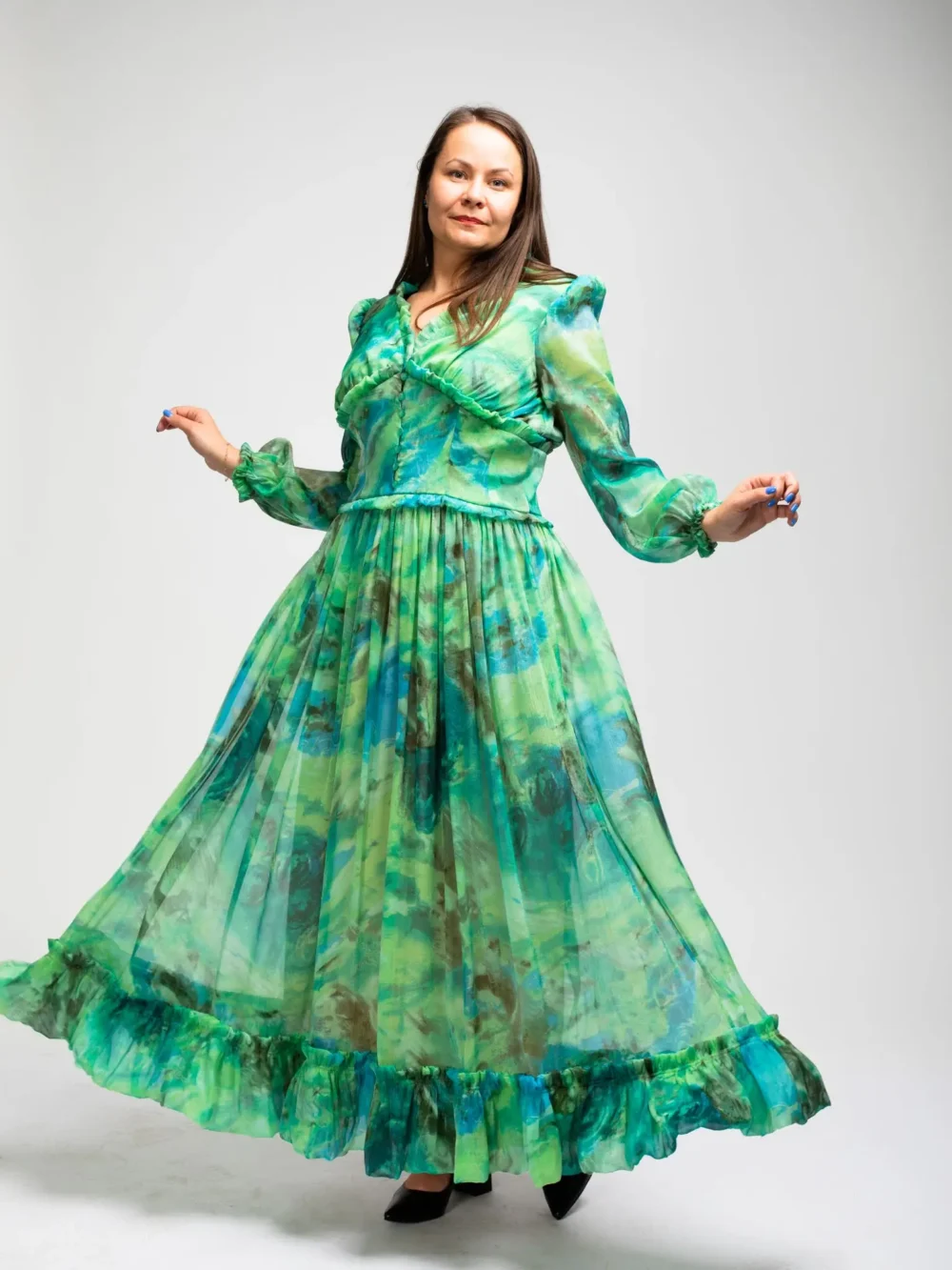 ŠIFONINĖ ŽALIA SUKNELĖ