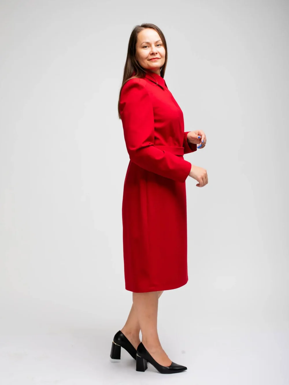 KLASIKINĖ BORDO SPALVOS SUKNELĖ